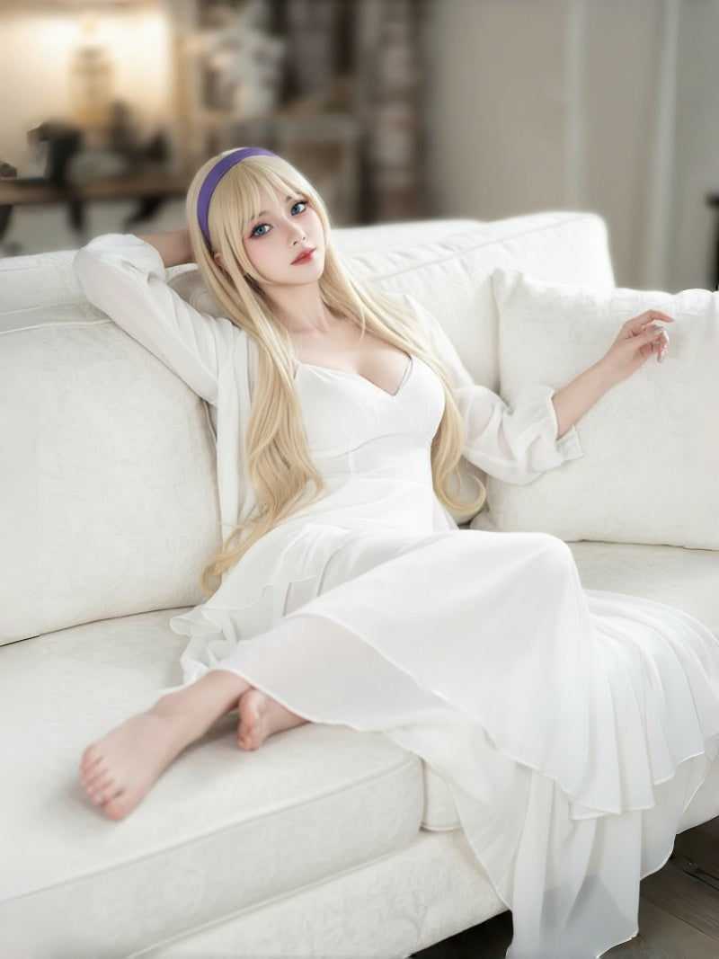 Akira - Heiress & Entrepreneur